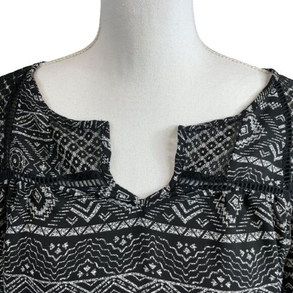 Rewind Women's M Blouse 3/4 Sleeve with Lace Back and Shoulders Boho Style - Picture 4 of 6